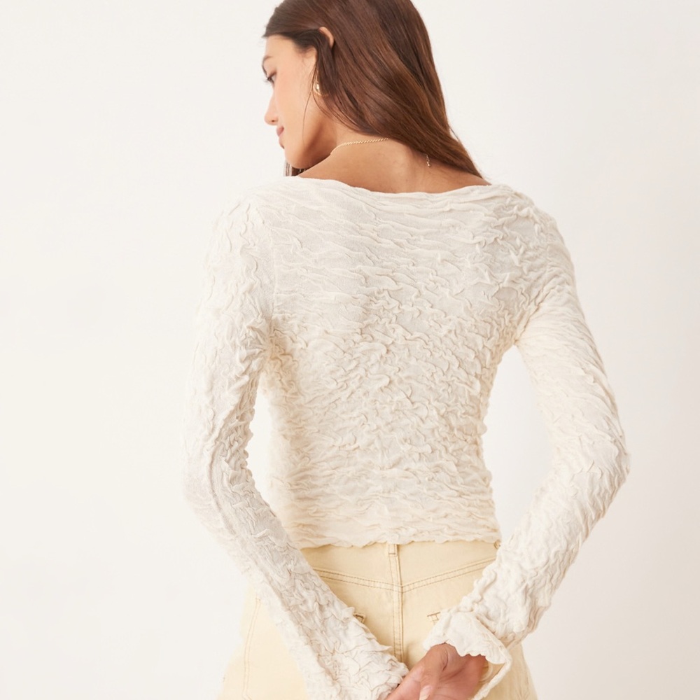 NWT AWARE stretchy jacquard knit bell sleeve wrap detail top in cream BOHO L - Picture 2 of 10